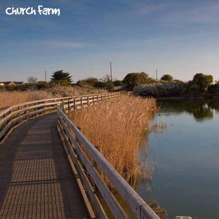 Church Farm Haven Holiday Park Pagham Bagian luar foto