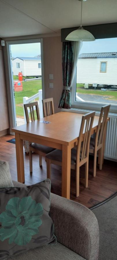 Church Farm Haven Holiday Park Pagham Bagian luar foto