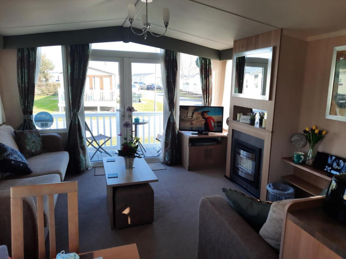 Church Farm Haven Holiday Park Pagham Bagian luar foto